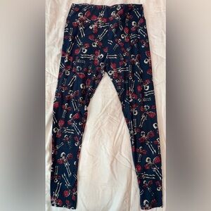 LuLaRoe Limited Edition Halloween Skeleton Leggings Tall & Curvy